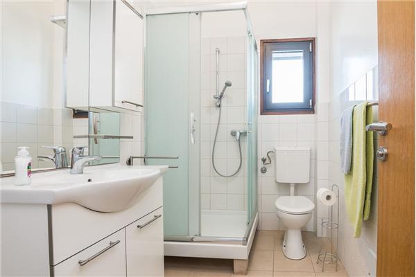 Apartment A1, for 5 persons