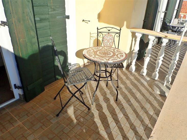 Apartment A2, for 6 persons