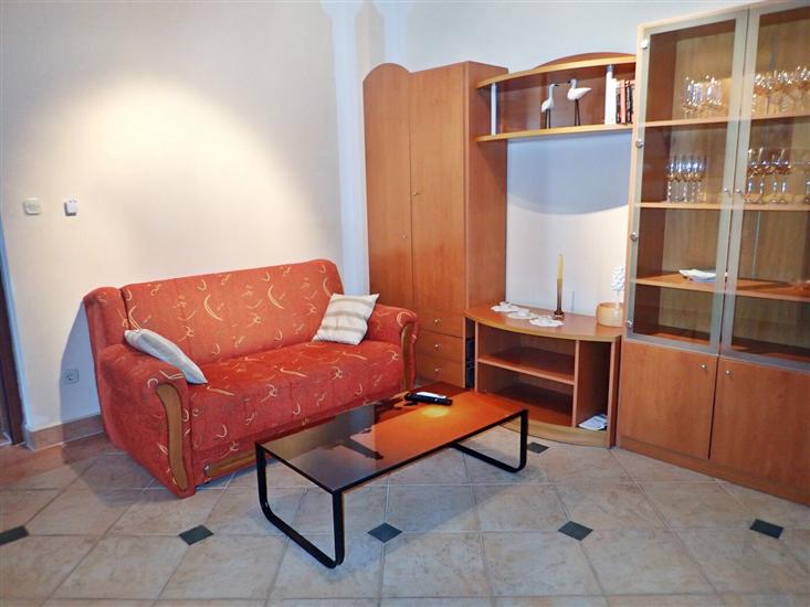 Apartment A2, for 6 persons