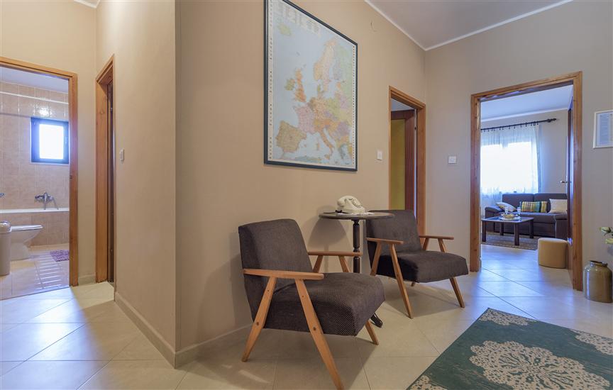 Apartment A1, for 8 persons