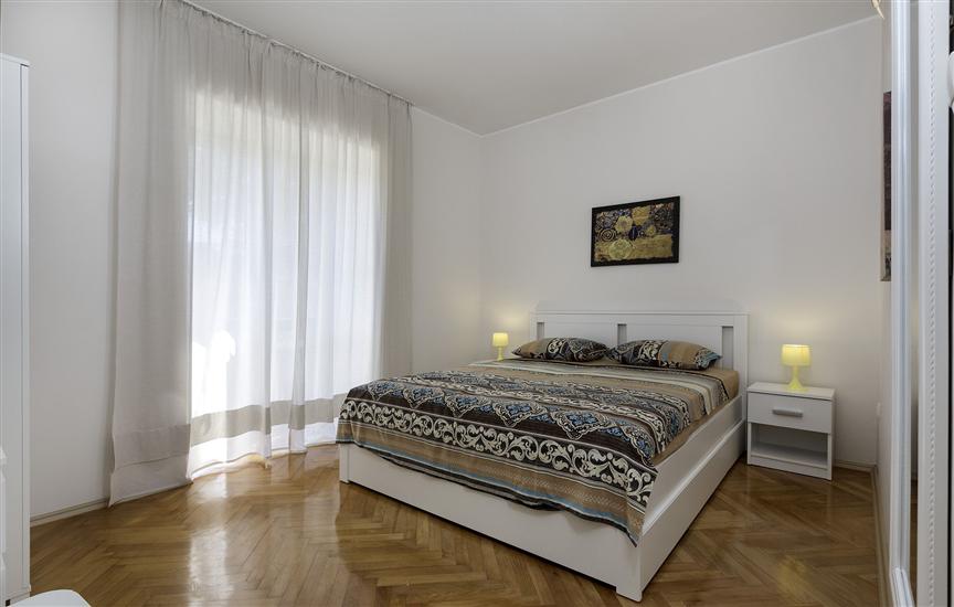 Apartment A1, for 8 persons