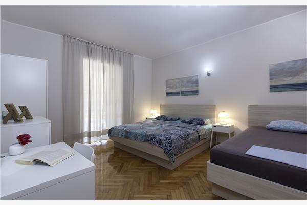 Apartment A1, for 8 persons
