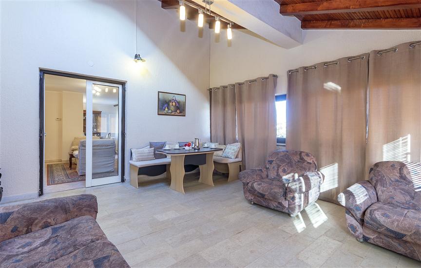 Apartment A2, for 8 persons