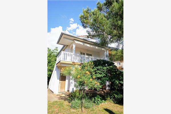 Apartment A2, for 4 persons