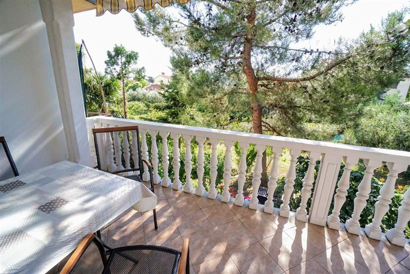 Apartment A2, for 4 persons