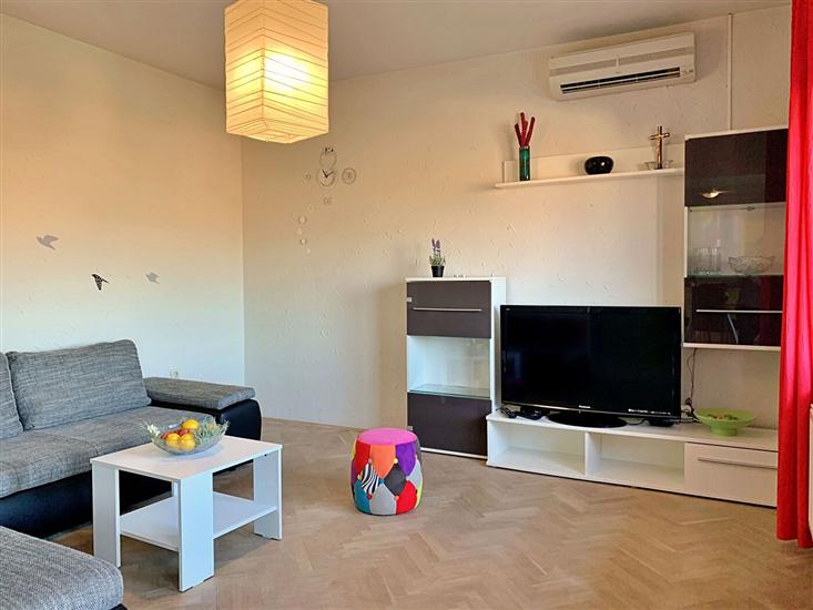 Apartment A1, for 6 persons