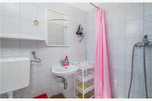 Room S2, for 2 persons