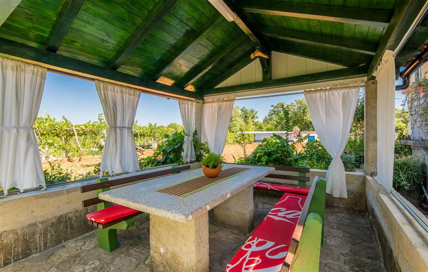 Room S2, for 2 persons