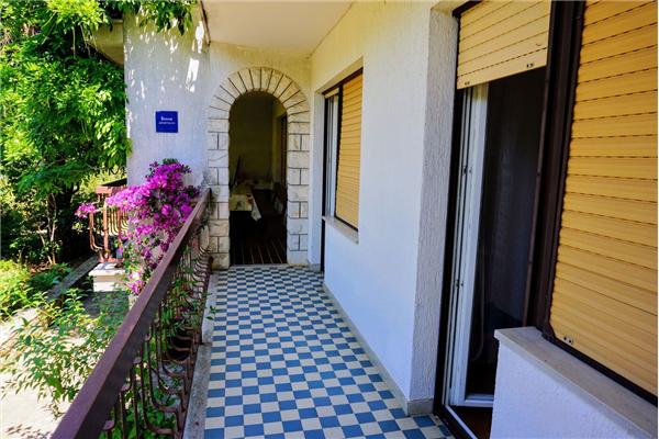 Apartment A1, for 8 persons