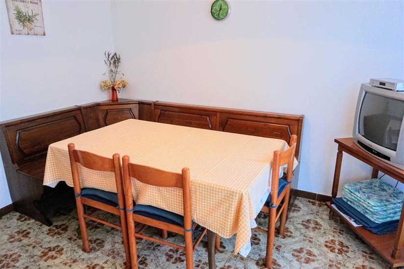 Apartment A1, for 8 persons