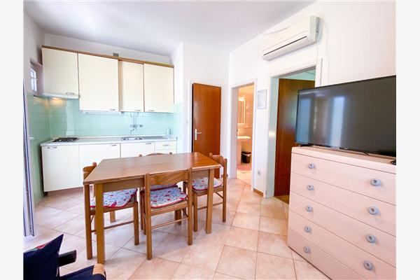 Apartment A2, for 4 persons