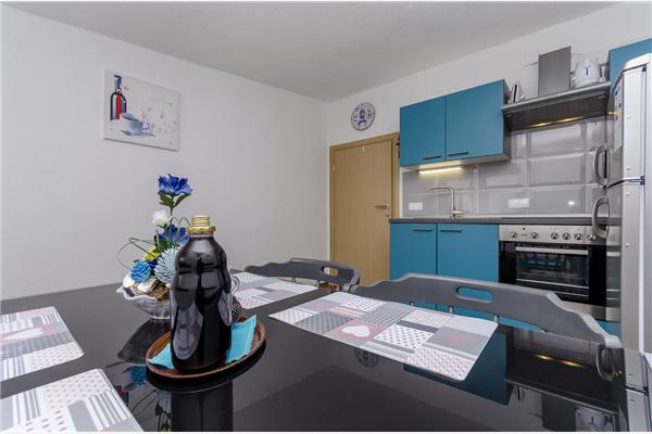 Apartment A1, for 6 persons