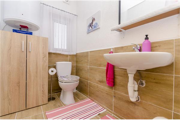 Apartment A1, for 6 persons