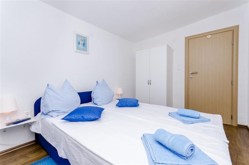 Apartment A1, for 6 persons