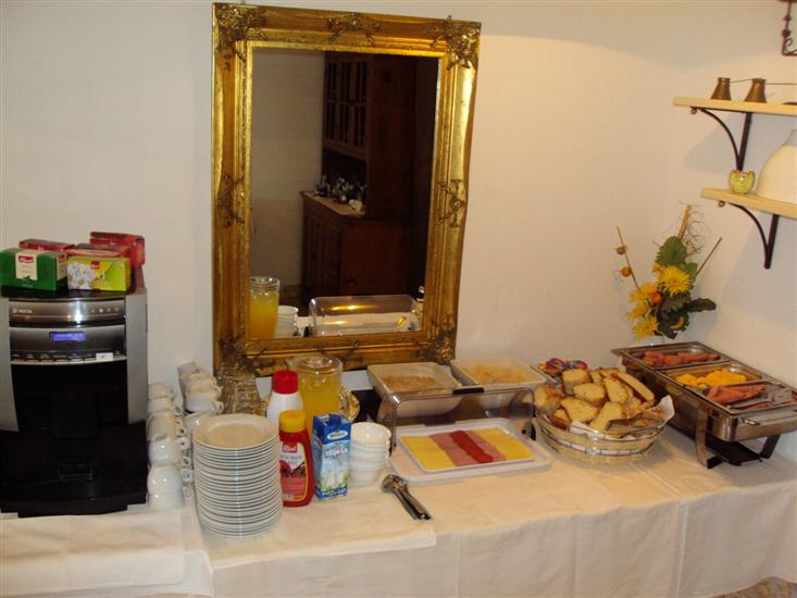 Apartment and Rooms Pansion Duba