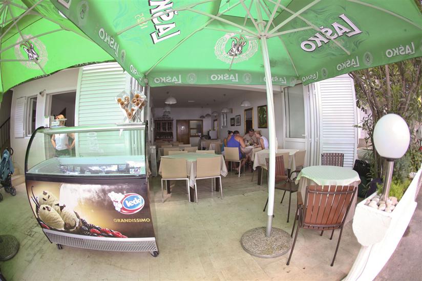 Apartment and Rooms Pansion Duba