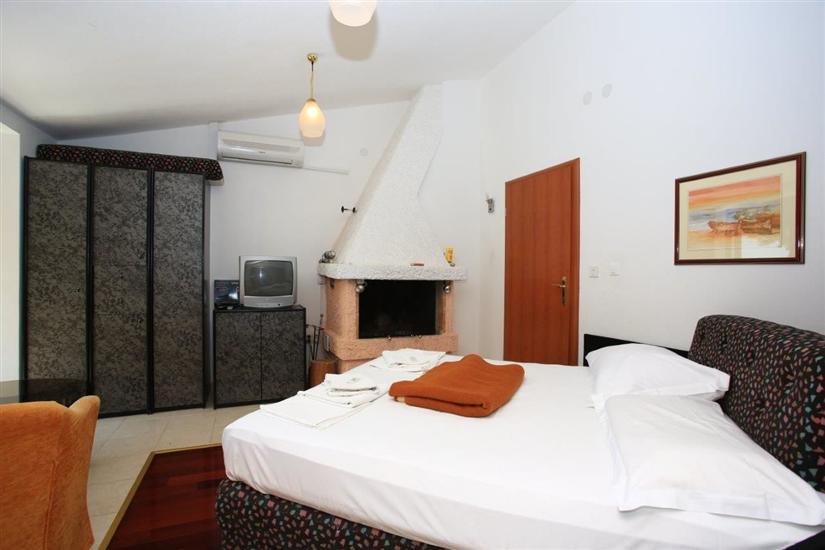 Apartment A1, for 2 persons