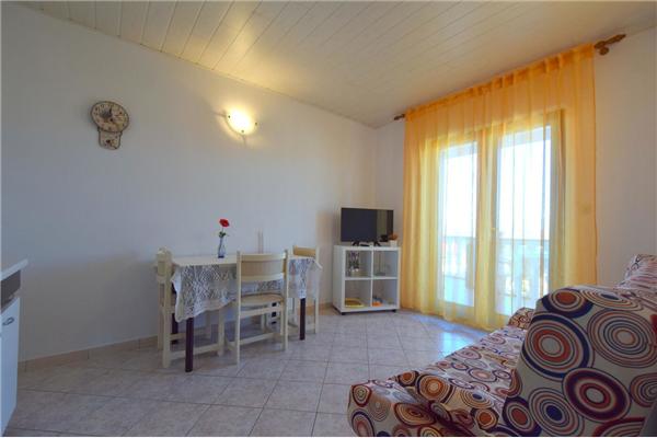 Apartment A1, for 3 persons