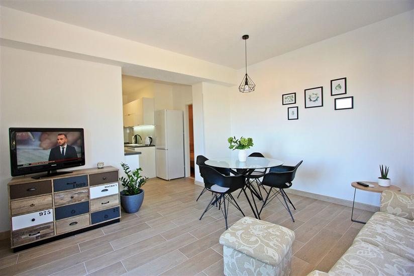 Apartment A2, for 4 persons