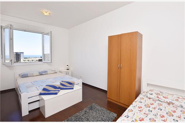 Apartment A1, for 5 persons