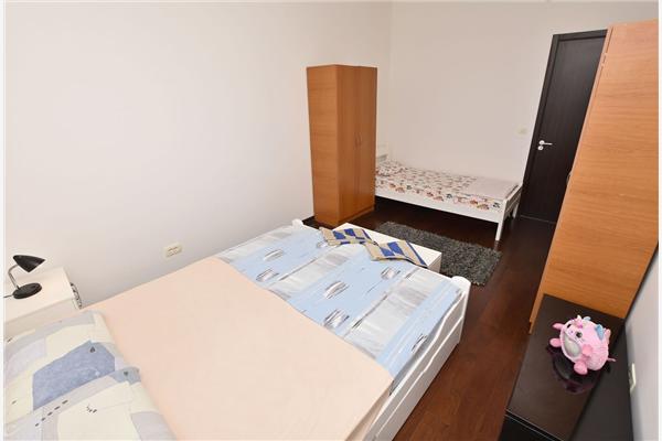 Apartment A1, for 5 persons