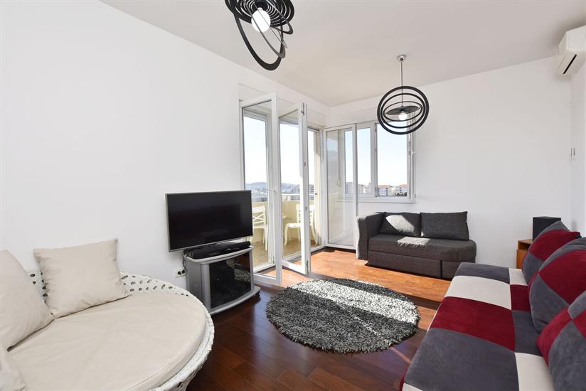 Apartment A1, for 5 persons