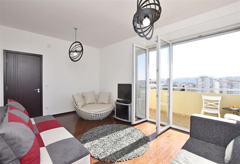 Apartment A1, for 5 persons