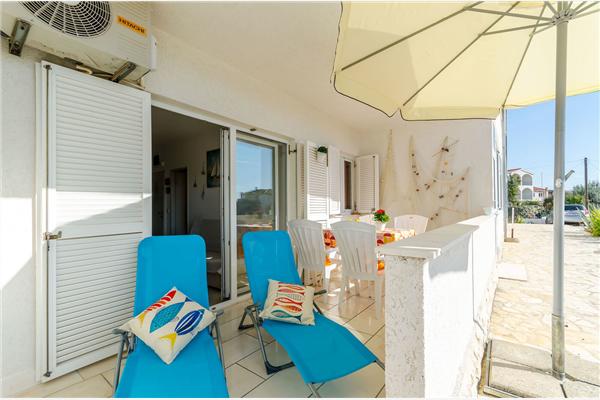 Apartment A1, for 5 persons