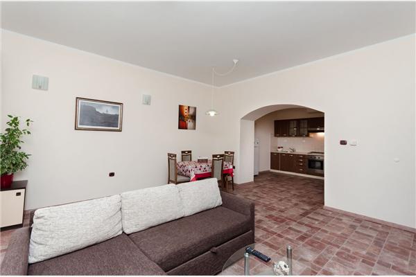 Apartment A1, for 5 persons