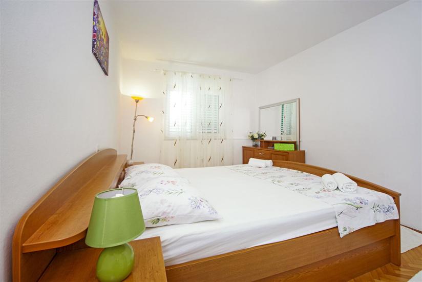 Apartment A1, for 6 persons