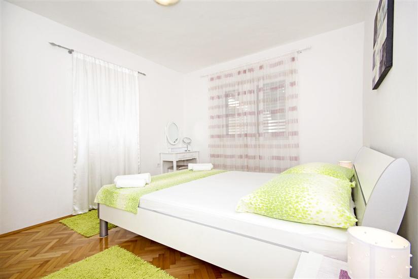 Apartment A1, for 6 persons
