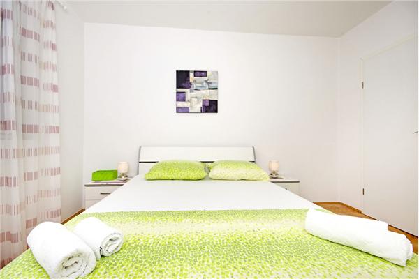 Apartment A1, for 6 persons