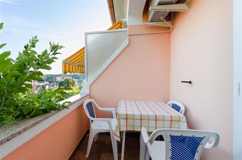 Apartment A4, for 4 persons