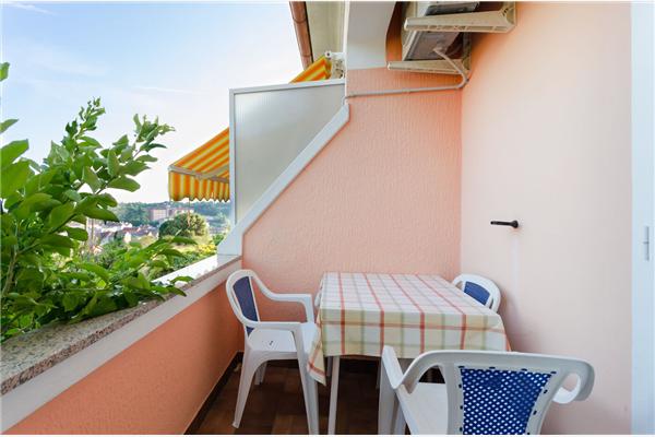 Apartment A4, for 4 persons