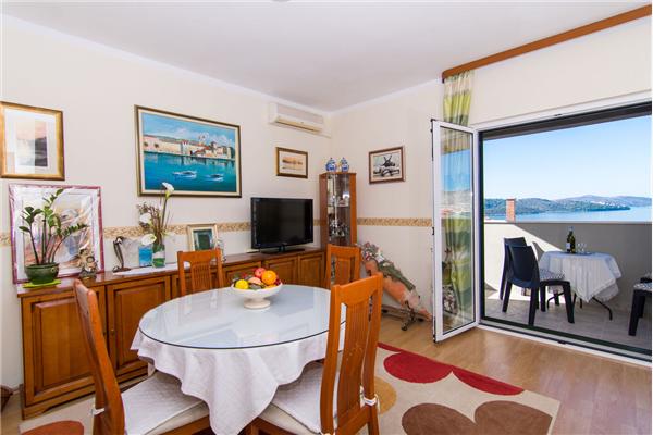 Apartment A2, for 4 persons