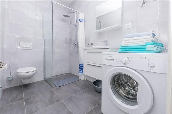 Apartment A1, for 8 persons