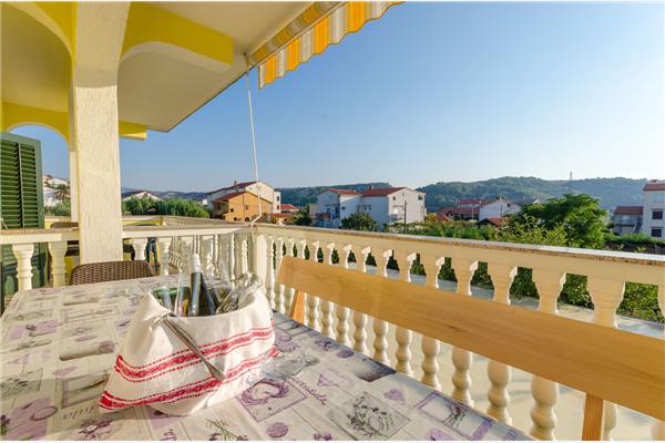 Apartment A1, for 10 persons