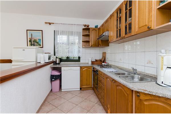 Apartment A1, for 10 persons