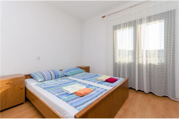 Apartment A1, for 10 persons