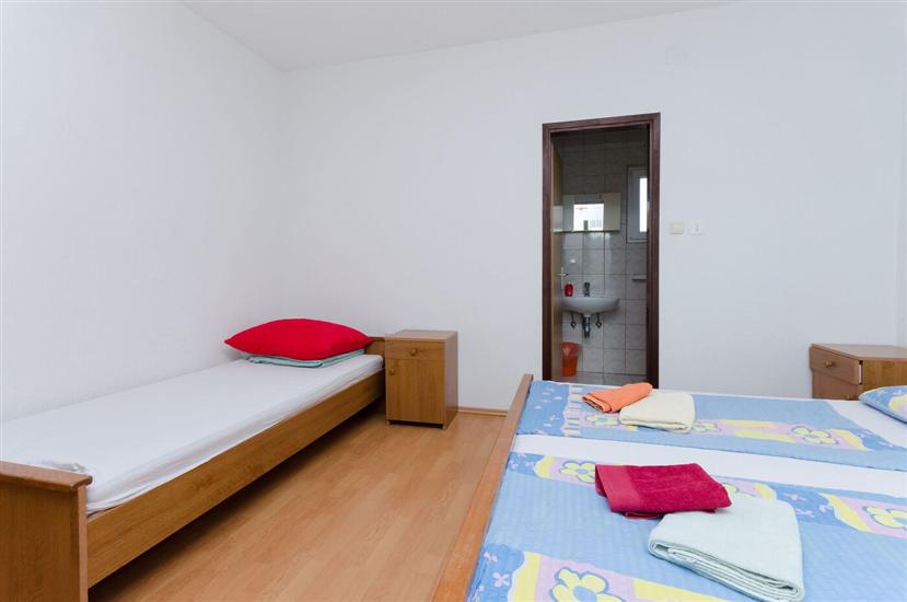Apartment A1, for 10 persons