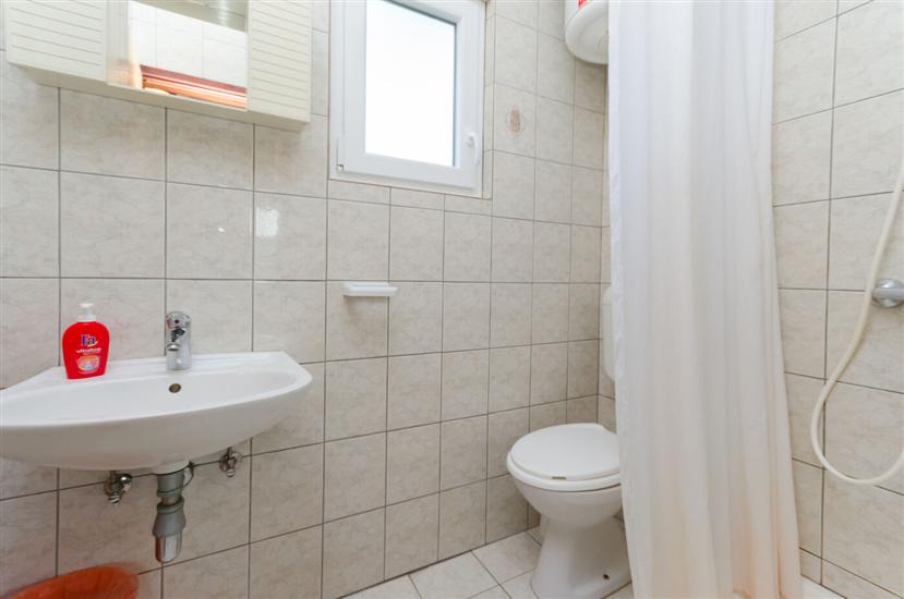 Apartment A1, for 10 persons