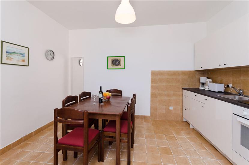 Apartment A1, for 6 persons