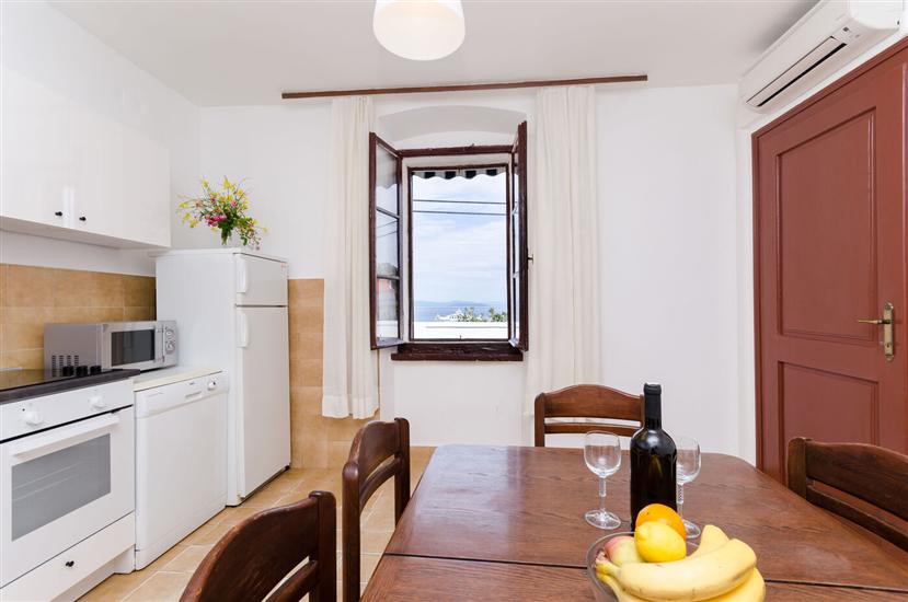 Apartment A1, for 6 persons