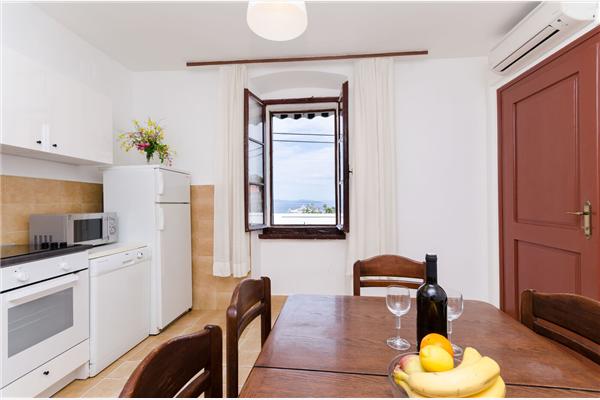 Apartment A1, for 6 persons