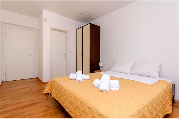 Apartment A3, for 6 persons