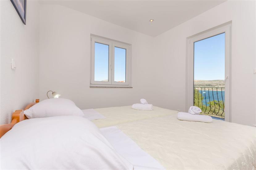 Apartment A3, for 6 persons