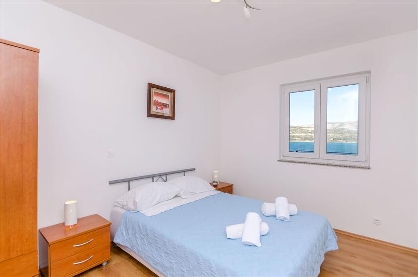 Apartment A2, for 6 persons