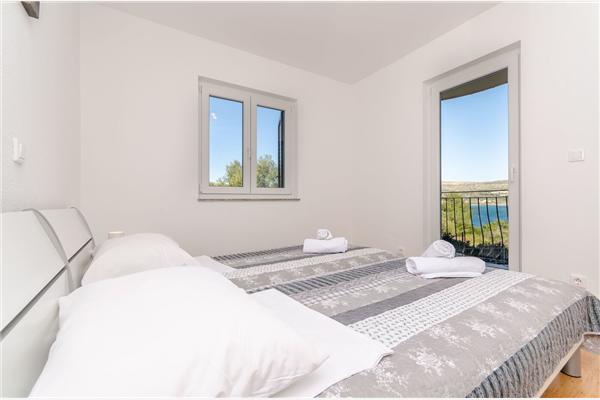 Apartment A2, for 6 persons