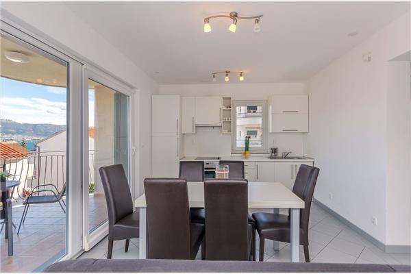 Apartment A2, for 6 persons