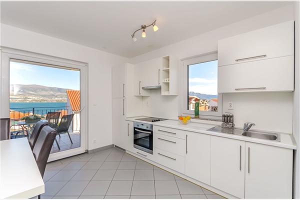 Apartment A2, for 6 persons